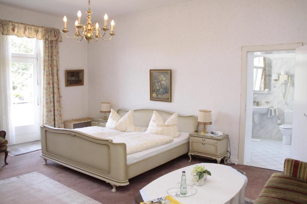 Alte Villa Schlossblick Bad Pyrmont Szoba fotó